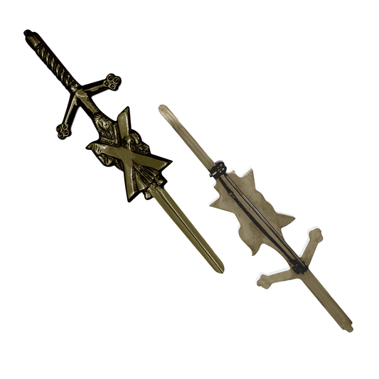 Antique St Andrew kilt pin with St Andrew's Cross design